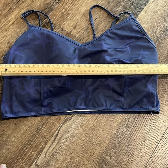 Kortni Jeane V-d Crop Top- Blue Stars - Picture 6 of 7